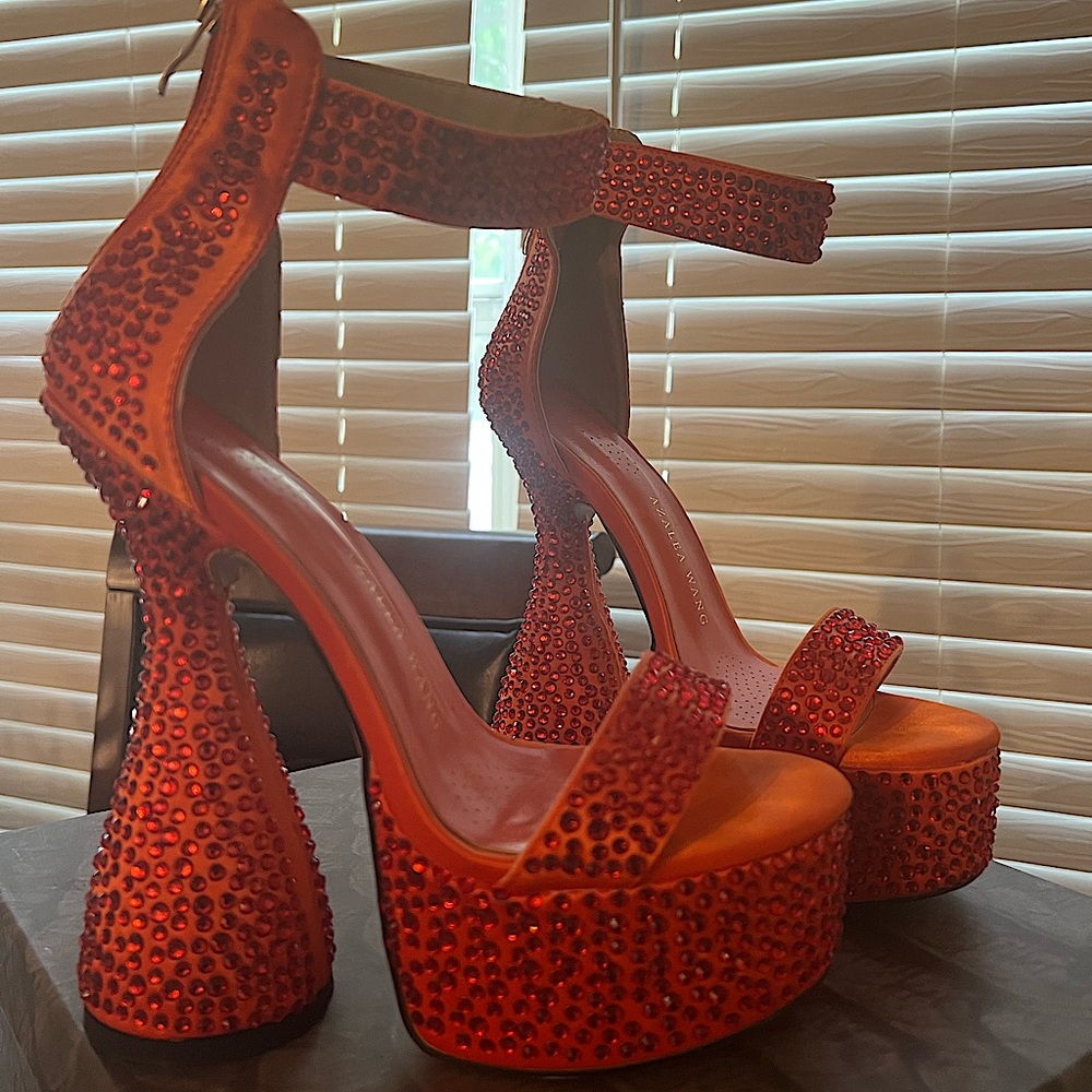 Platform Heels - Picture 2 of 4